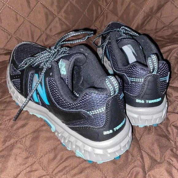 New Balance Sneakers 412 V3 Running Shoes - Picture 3 of 4